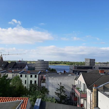 Ueber Den Daechern Der Altstadt Rostock Exterior foto
