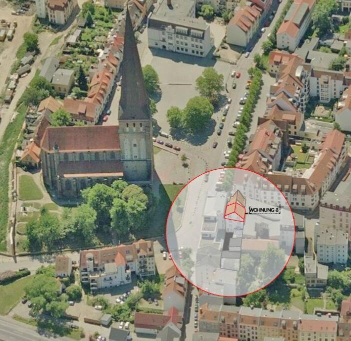 Ueber Den Daechern Der Altstadt Rostock Exterior foto